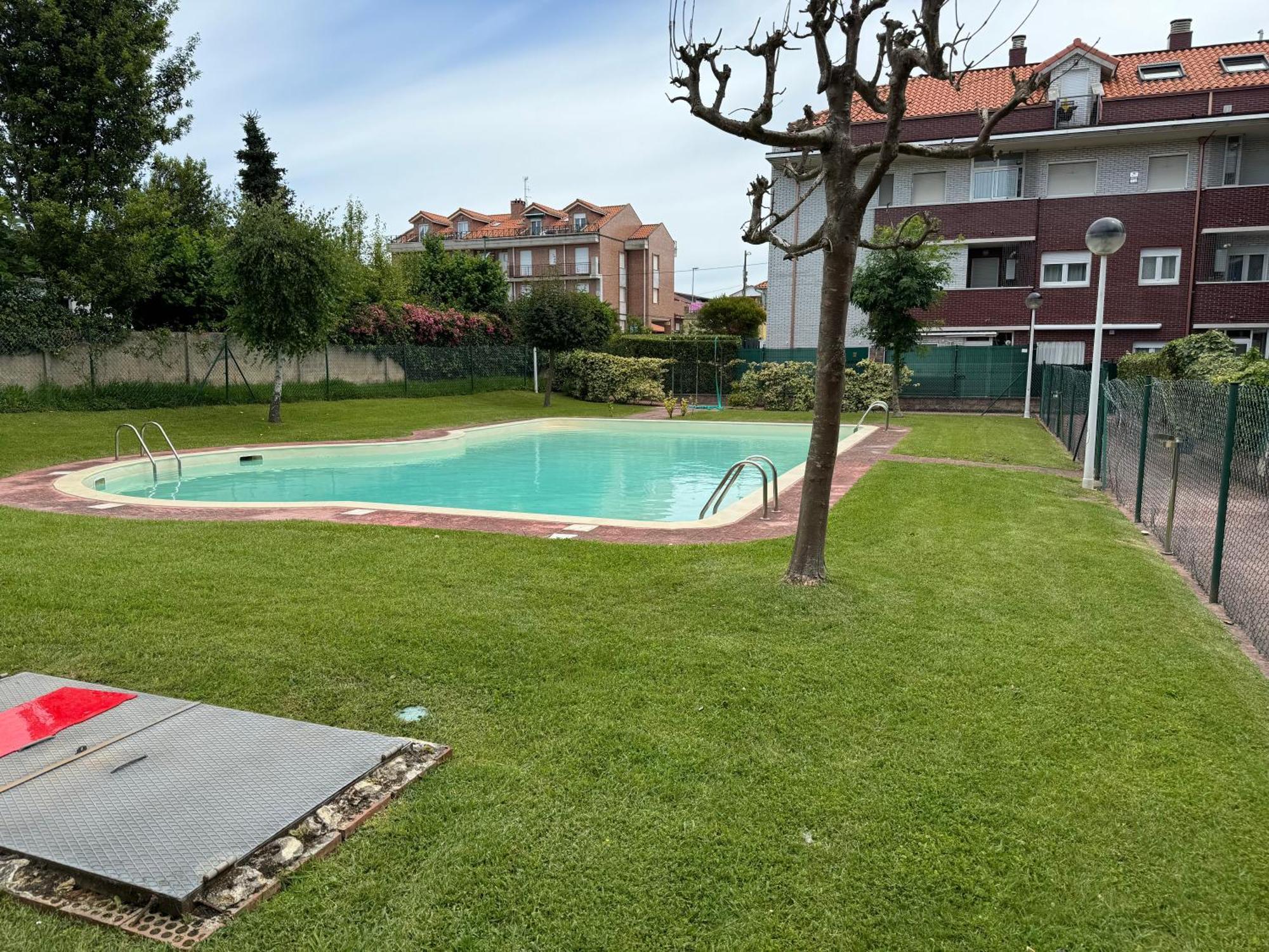 Garaje Y Piscina Comunitaria! Apartamento Suances Exterior foto