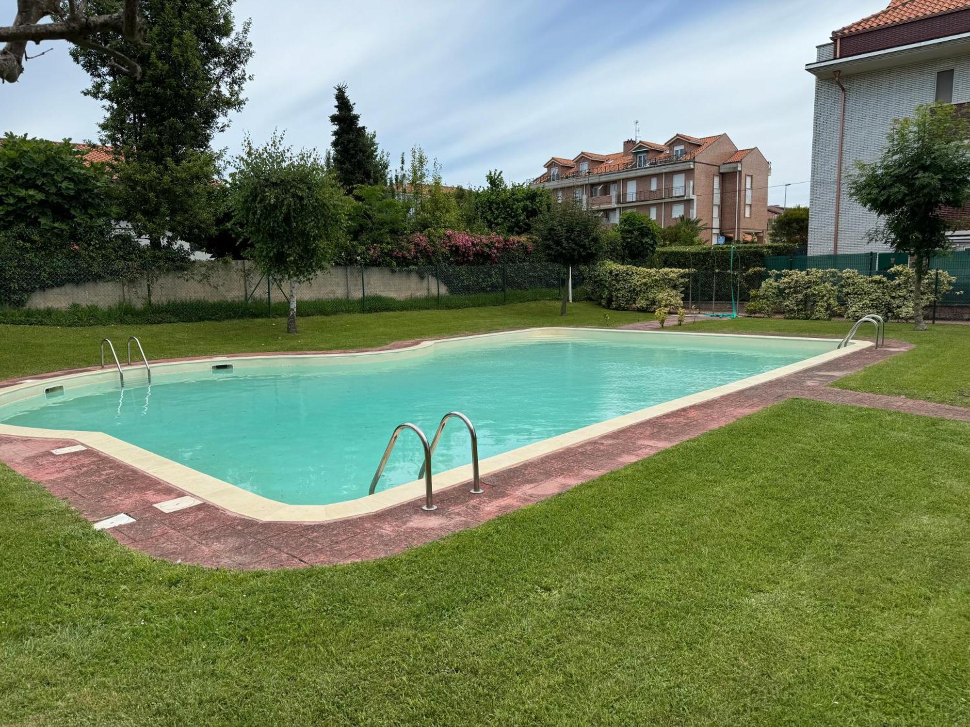 Garaje Y Piscina Comunitaria! Apartamento Suances Exterior foto